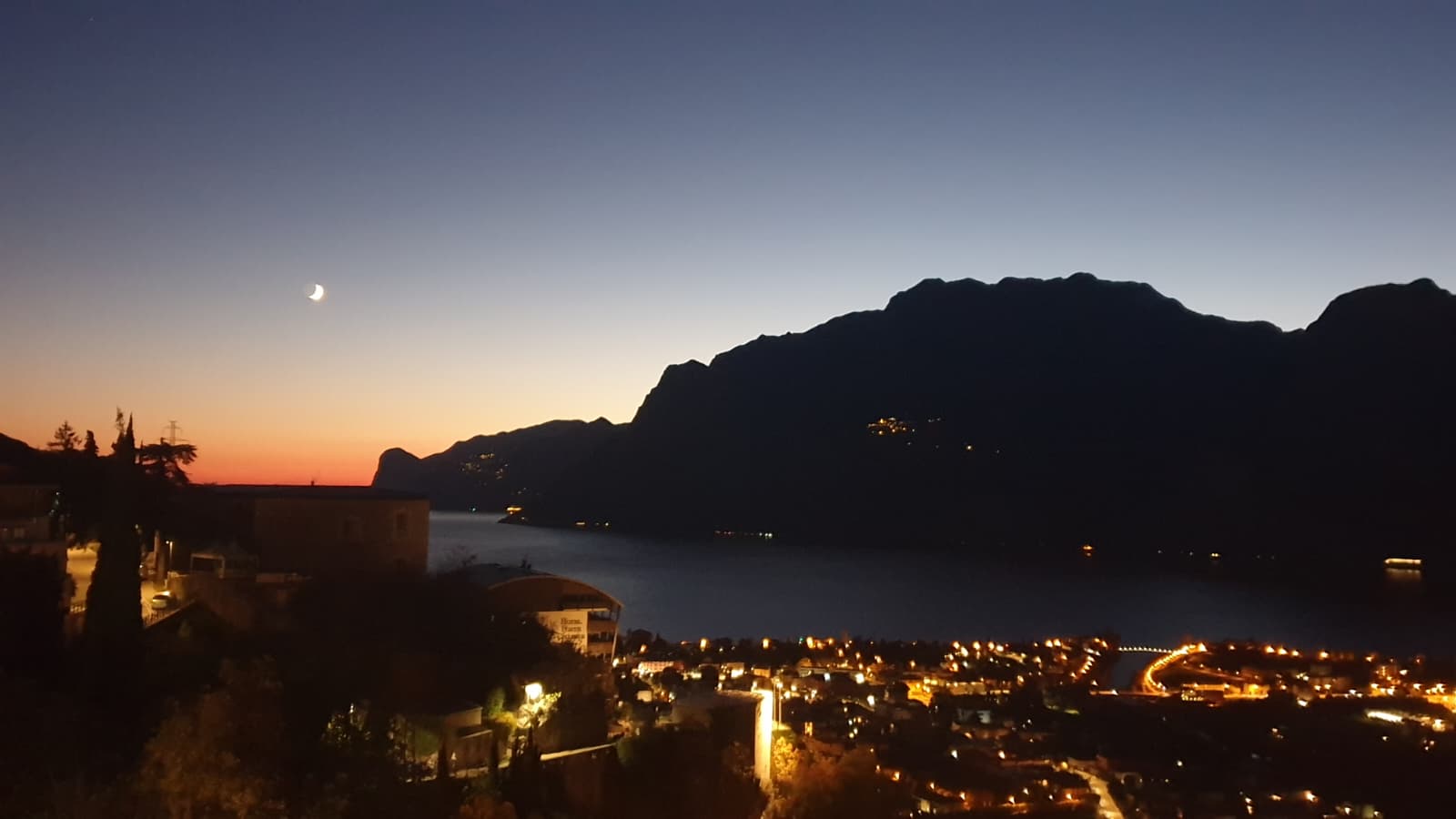 13_WhatsApp Image 2025-10-16 at 16.21.44